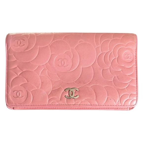 Chanel Pink Camellia Flower Embossed Long Bifold Wallet with Box - Picture 3 of 10